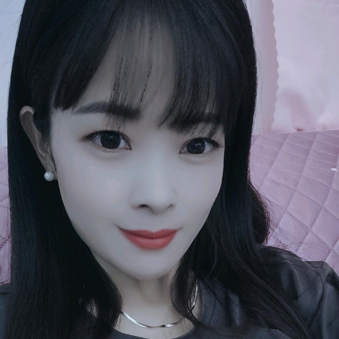 a🌹半颗糖🌹