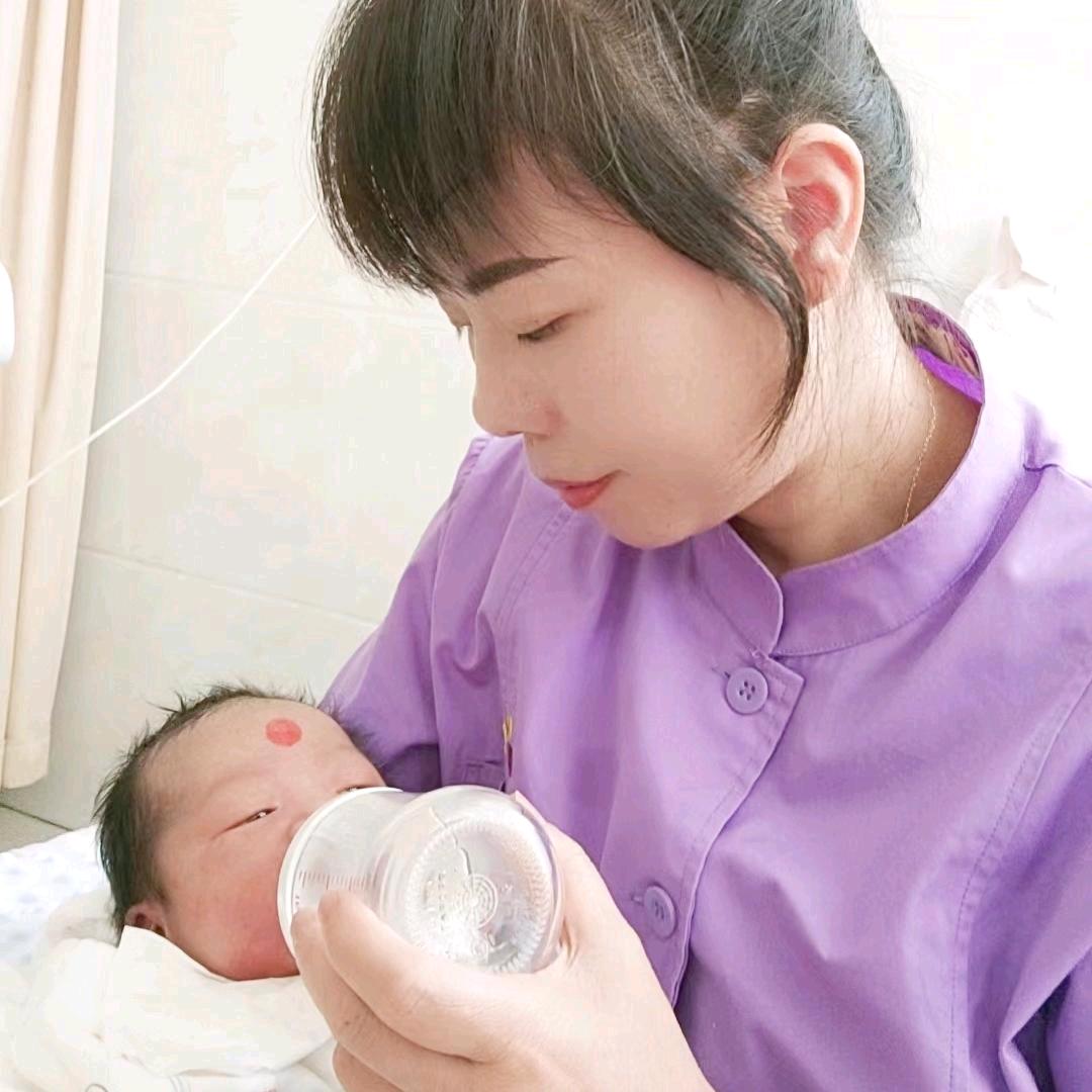 母婴护理师沫姐