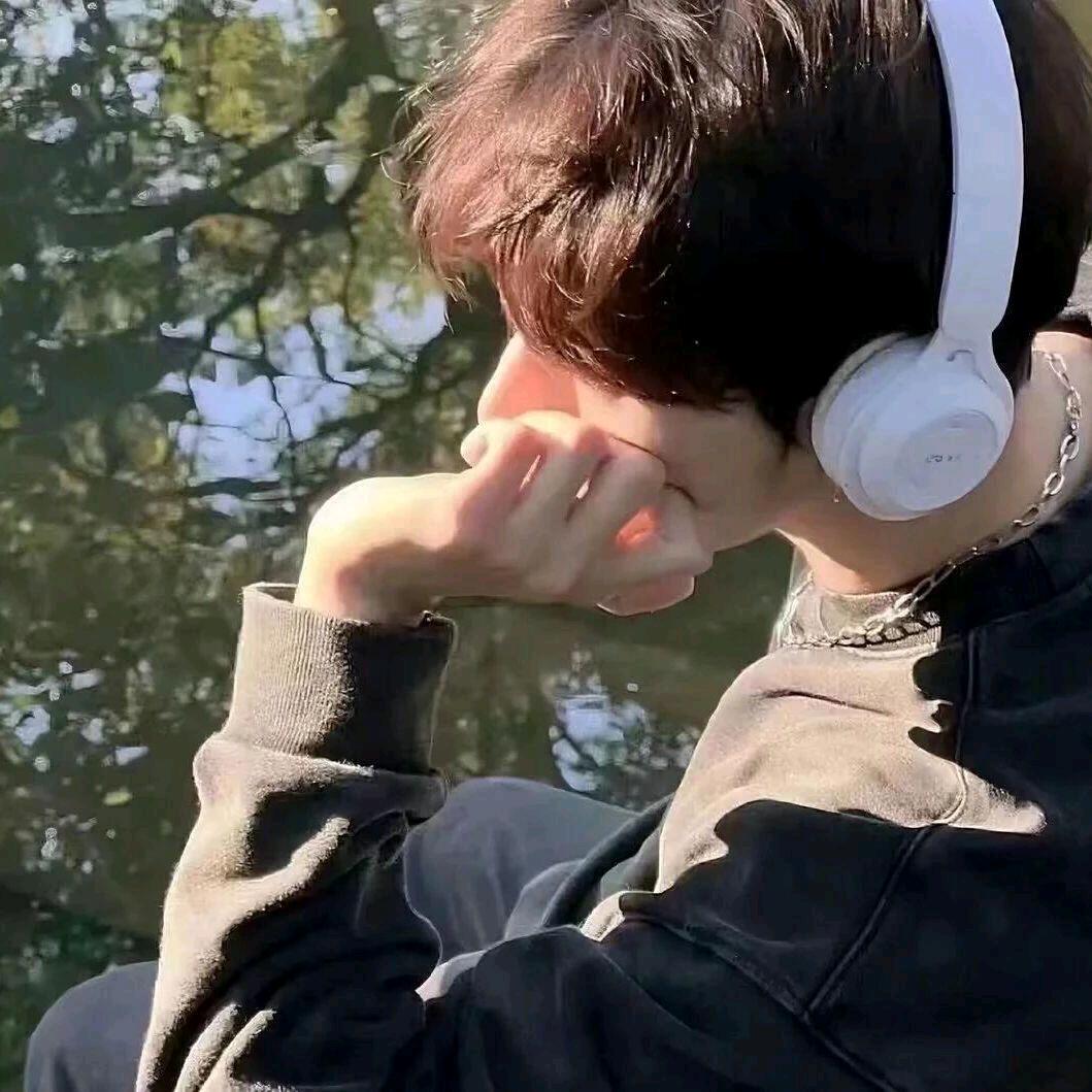 翾赋归离