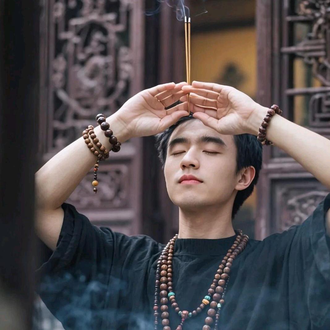 ❀͜͡💓⃨⃰多财এ多亿᭄