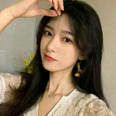 爱吃布丁的胖丁