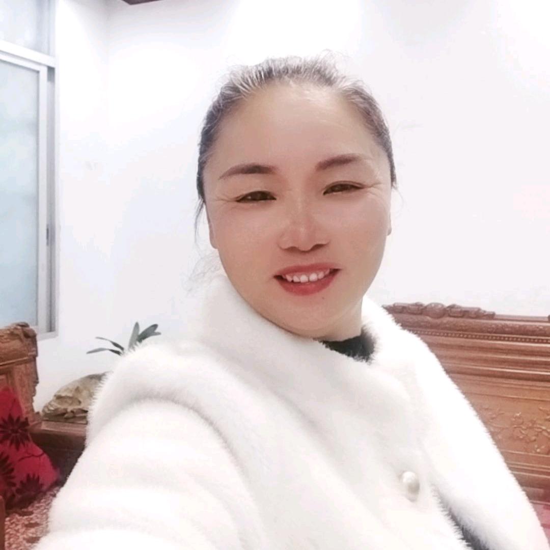 油糍街地摊卖果洁