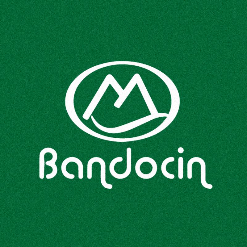 半度闲奥莱旗舰店