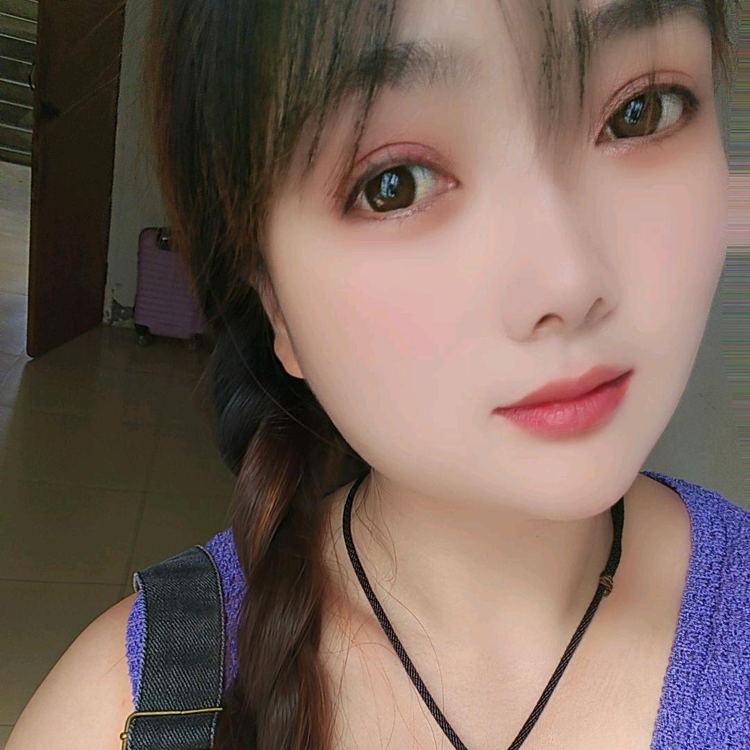 爱笑的琳琳