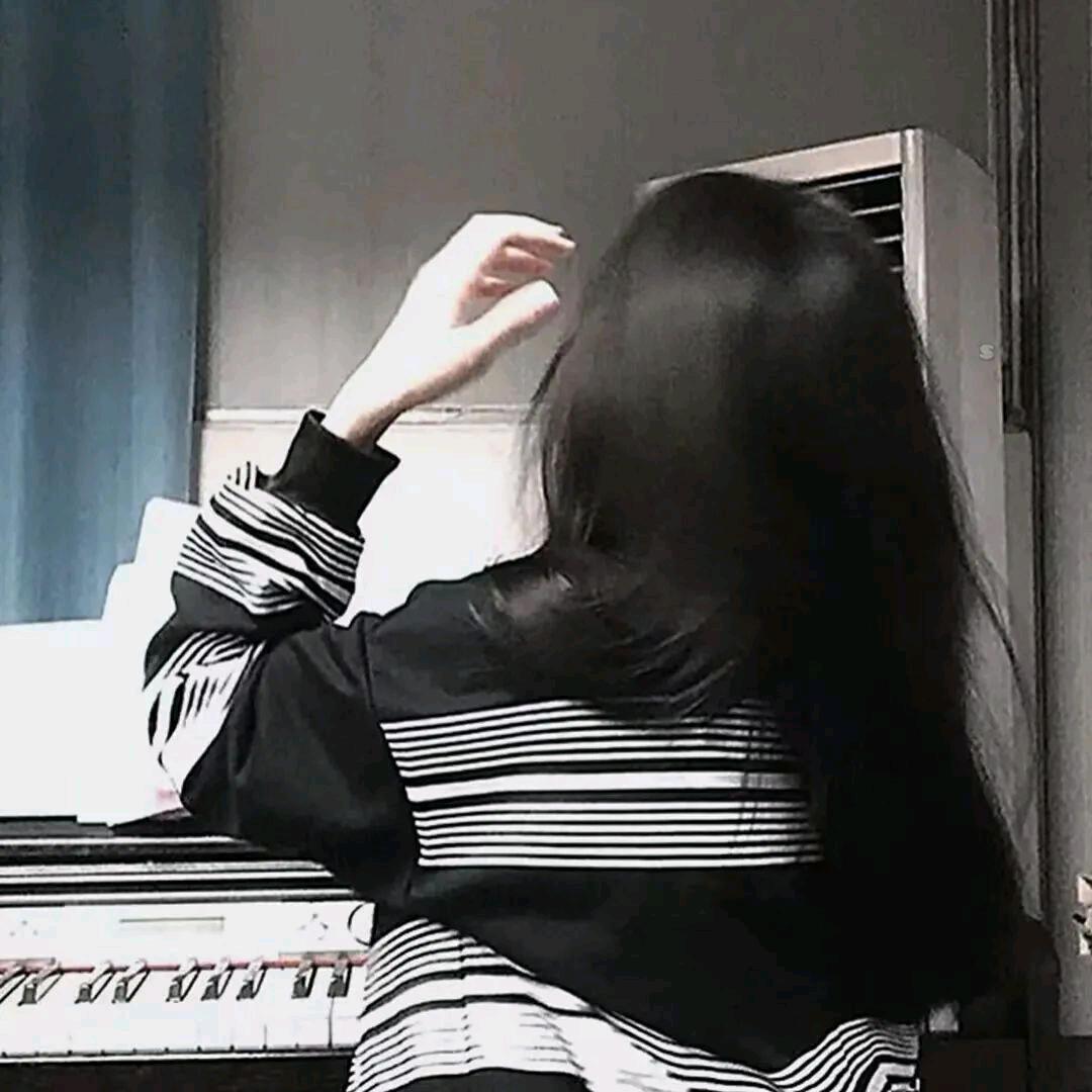- ̗̀ ☺︎ ̖́-