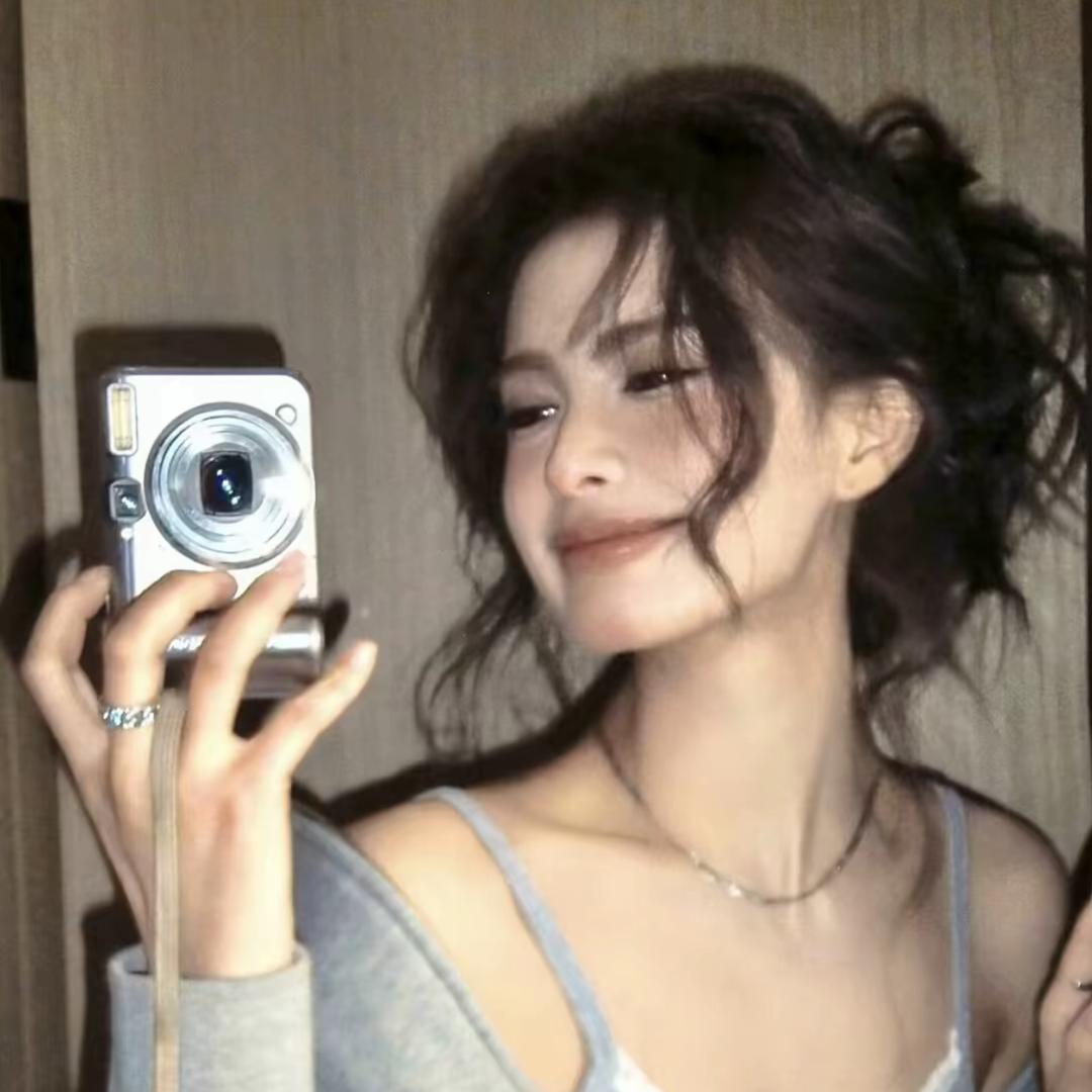 于雅爱吃瓜ෆ🕊️