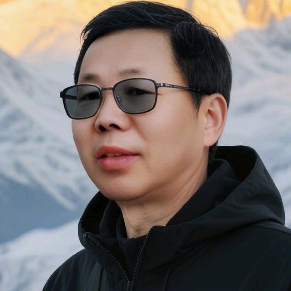 雄鹰