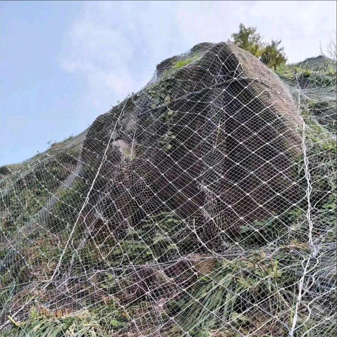 护栏网   边坡防护网   声屏障