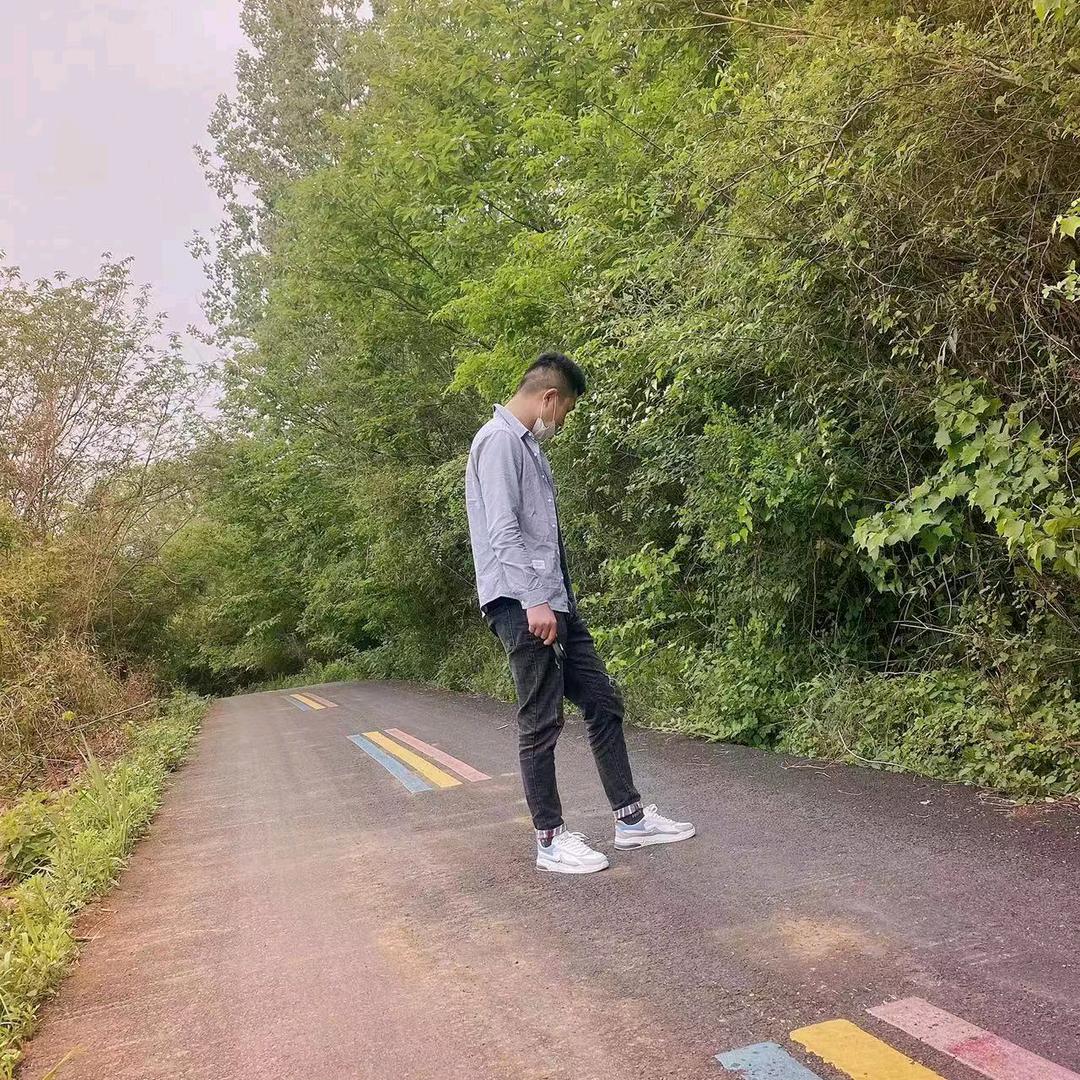小村庄的仔