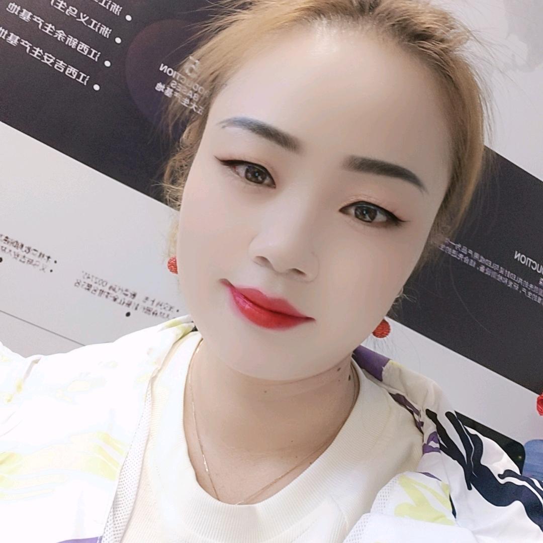 卖灯的丫头