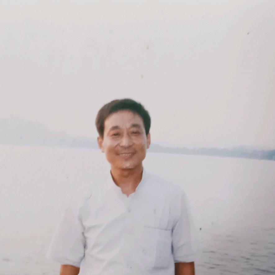 张亚军