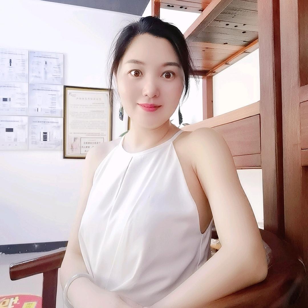 中威汗蒸胡霞