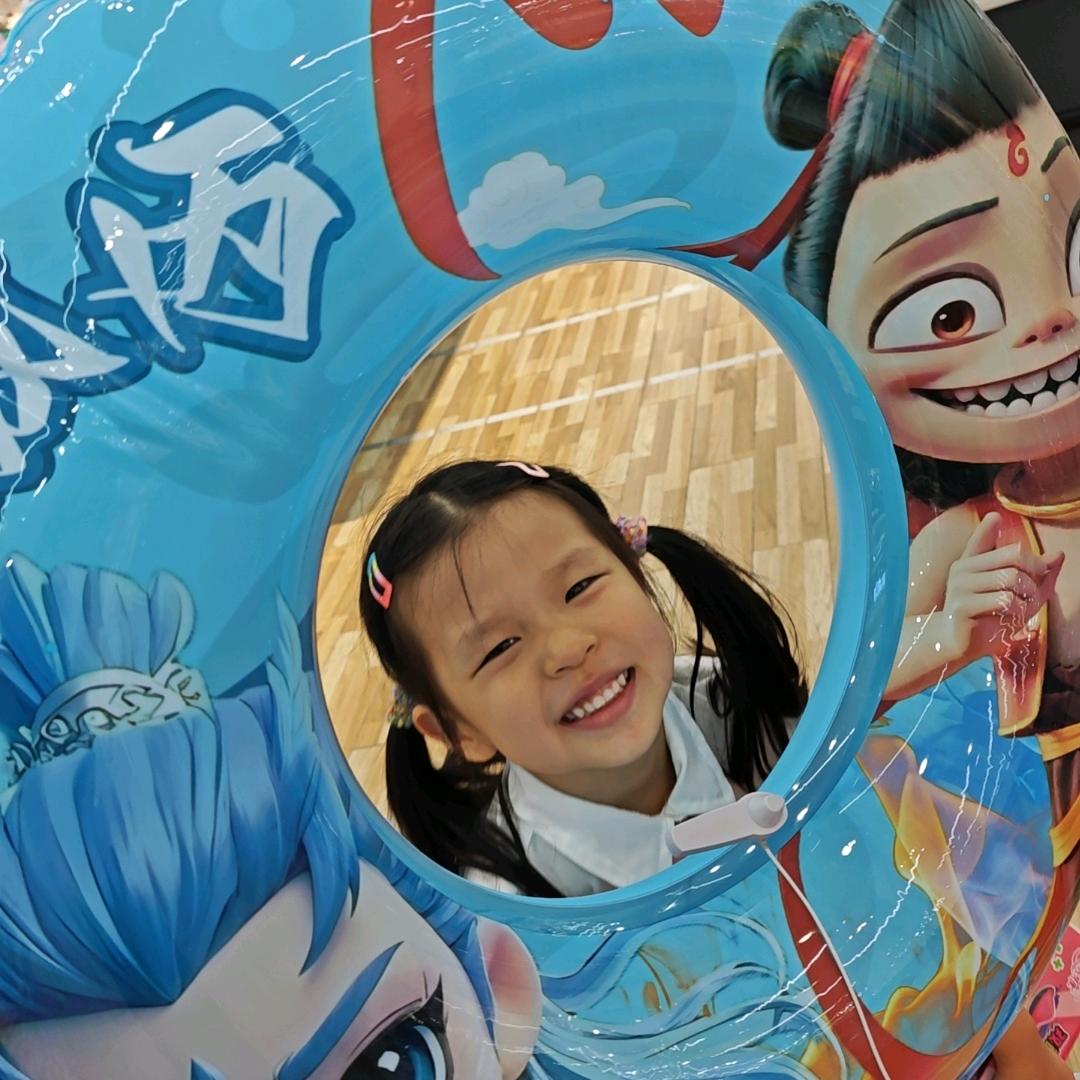 小汪两眼泪汪汪