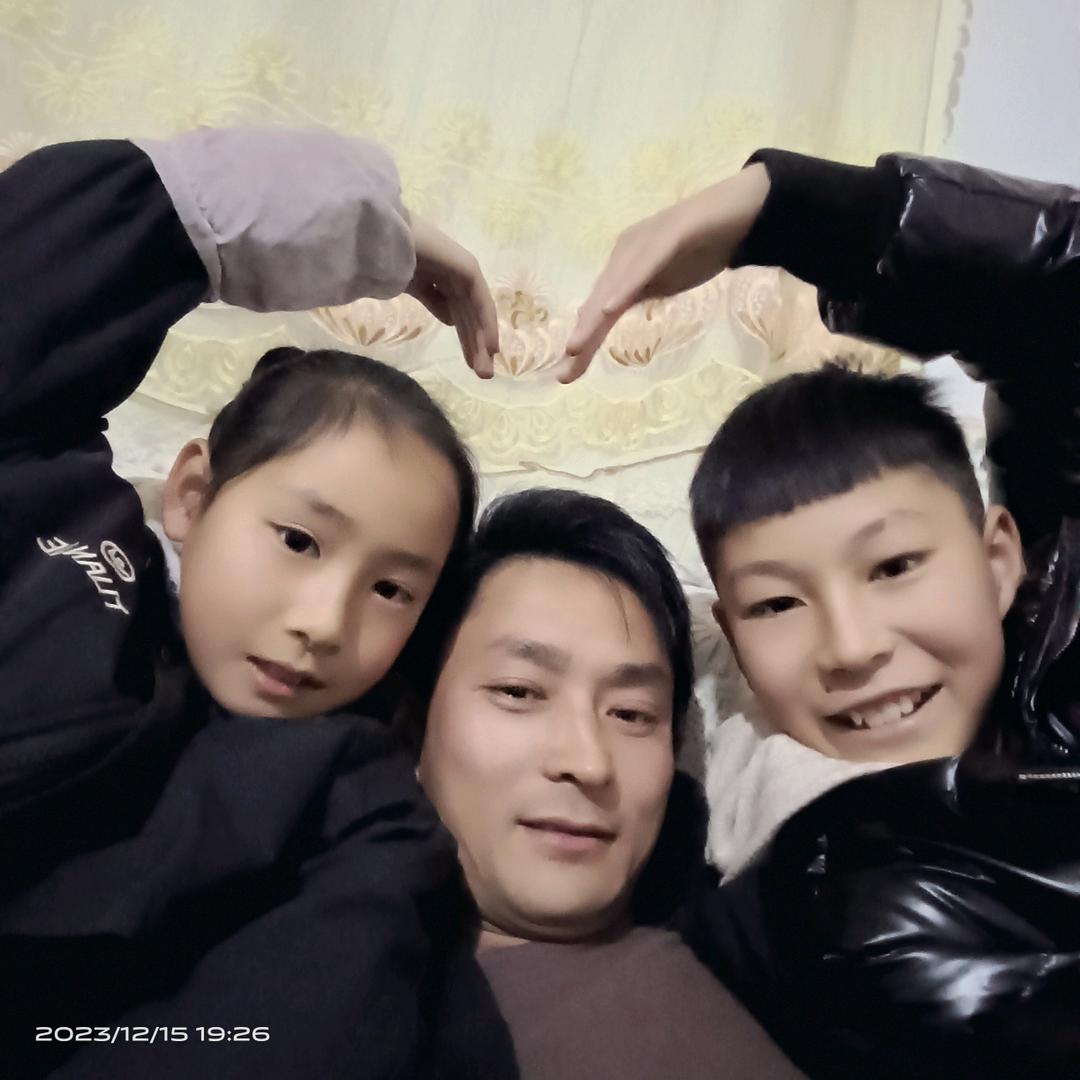 (ཽ^^༒抽不完的烟，灭不了的火♤༂