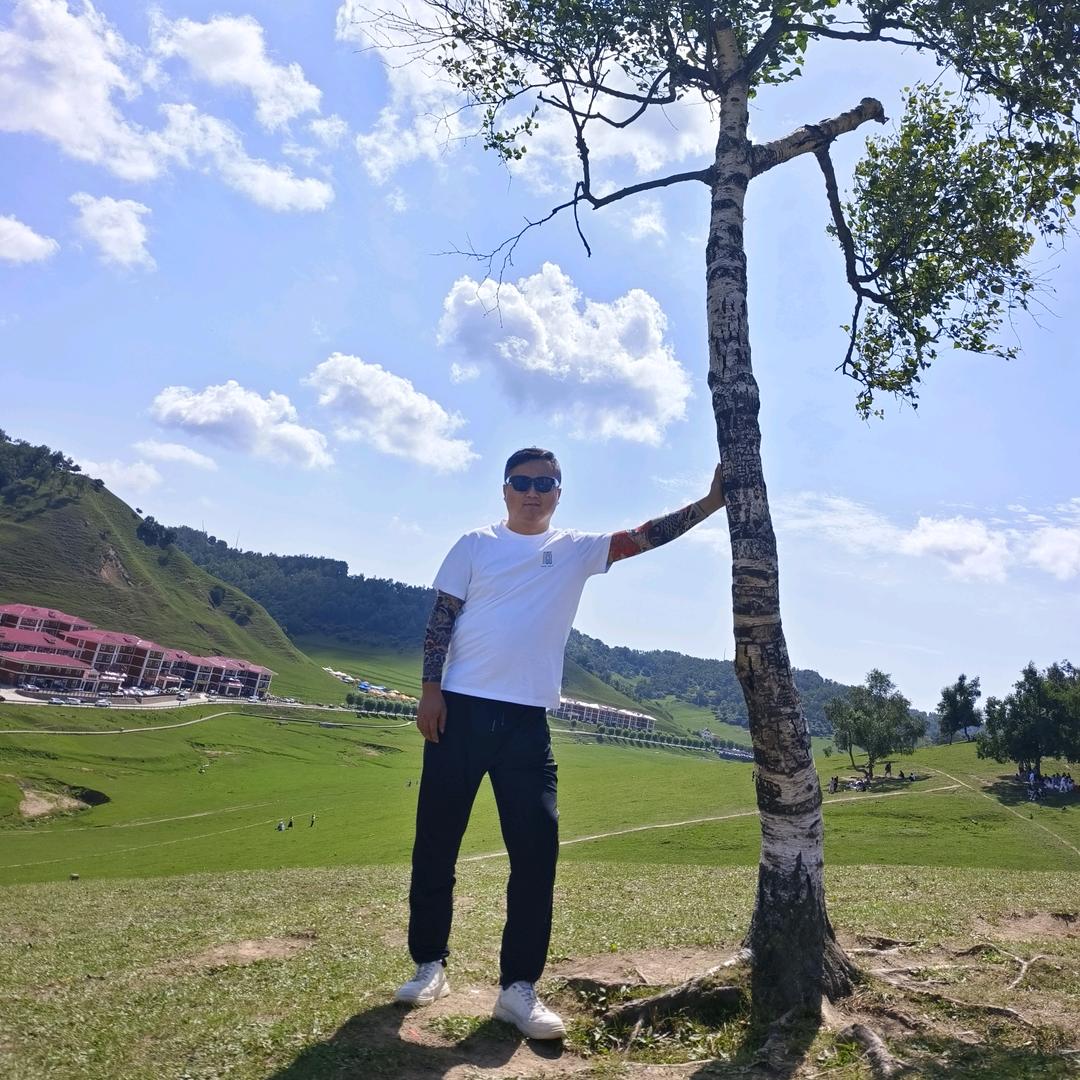 西安商铺出售@屈高文