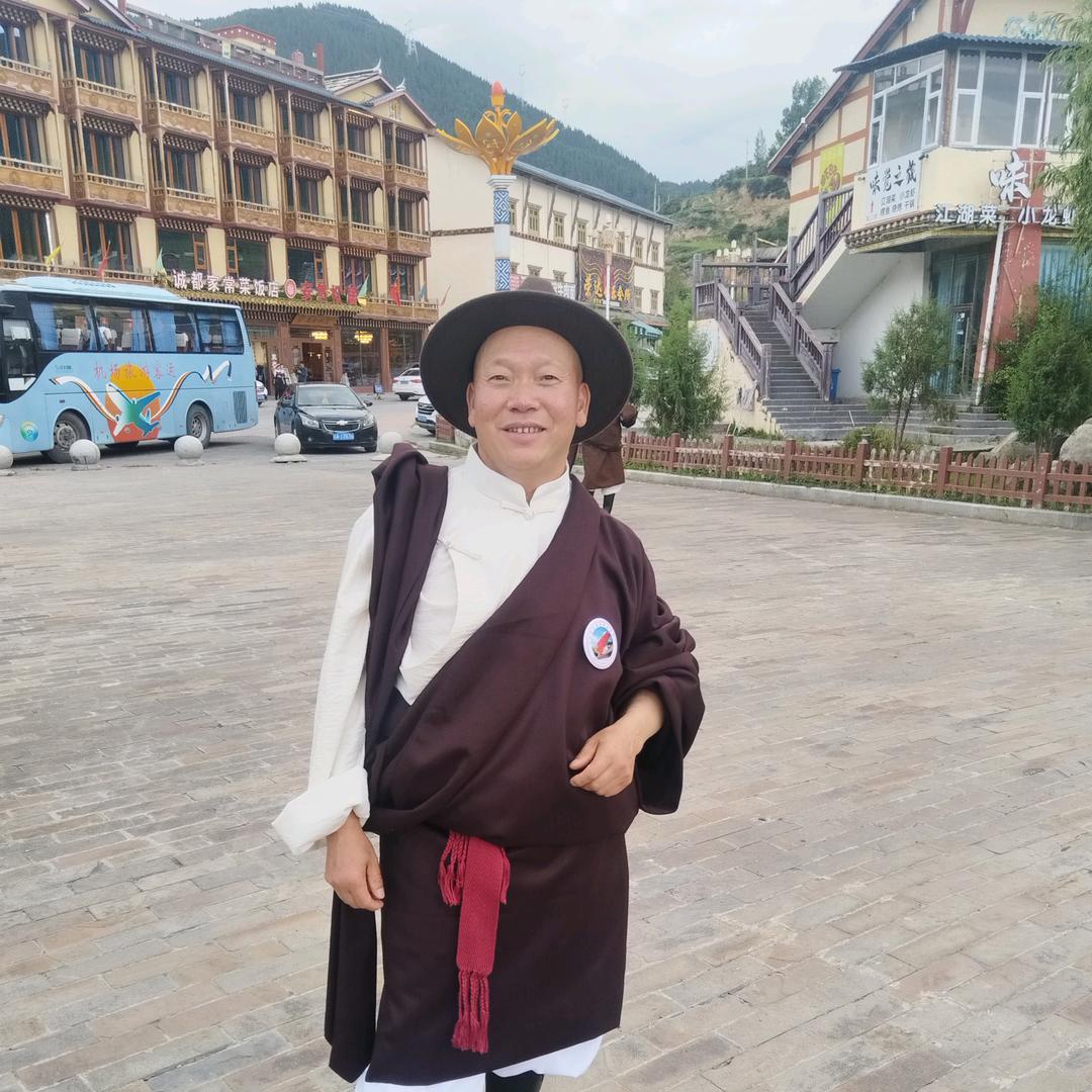 @潇洒哥