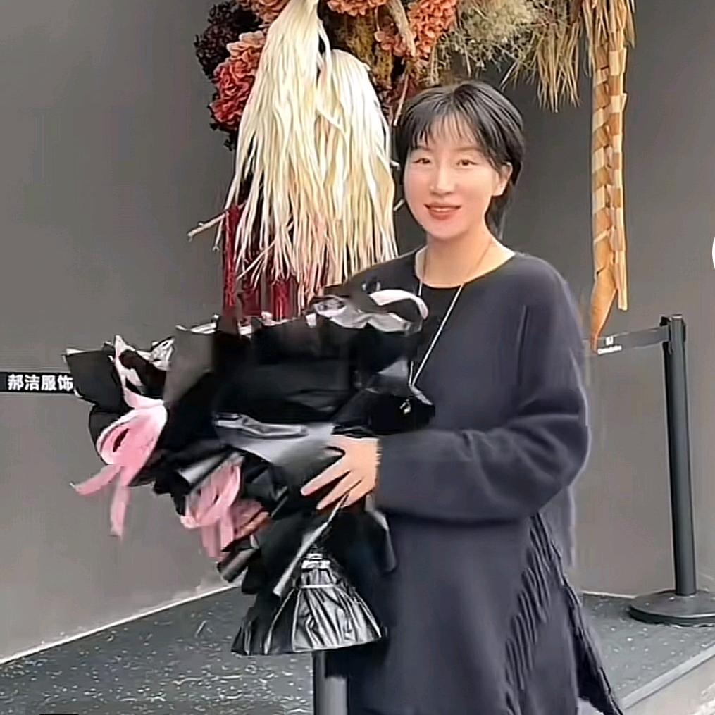 郝洁 直播同步