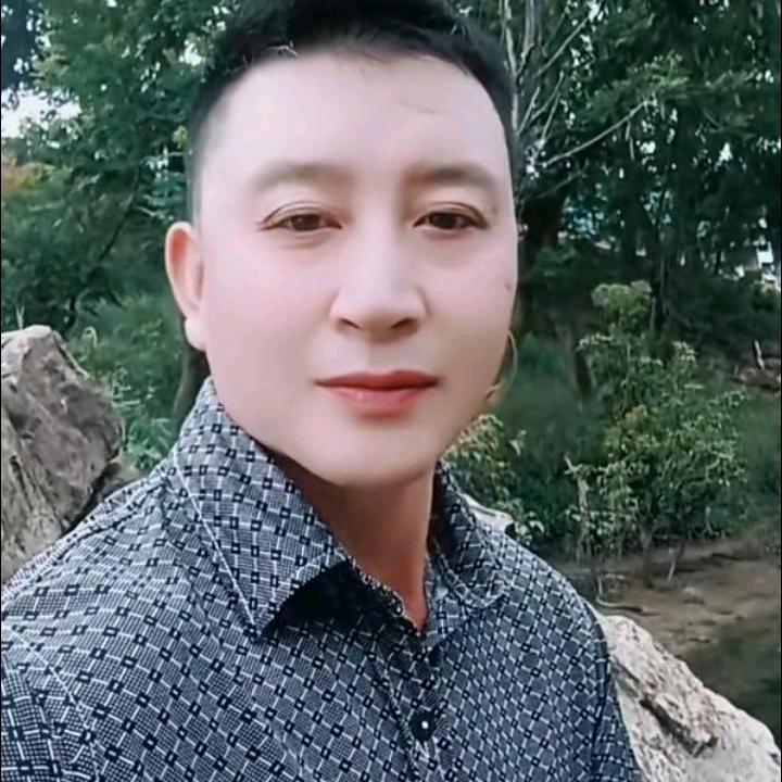 谭俊伟
