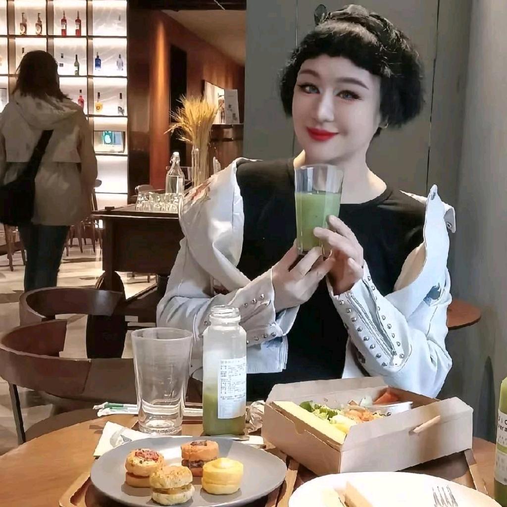 媛媛媛媛