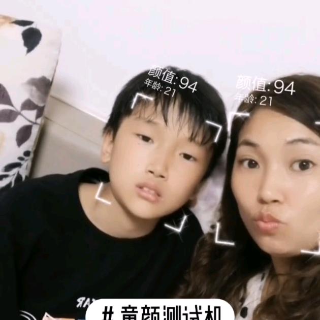 活的没心没肺。快乐翻倍。