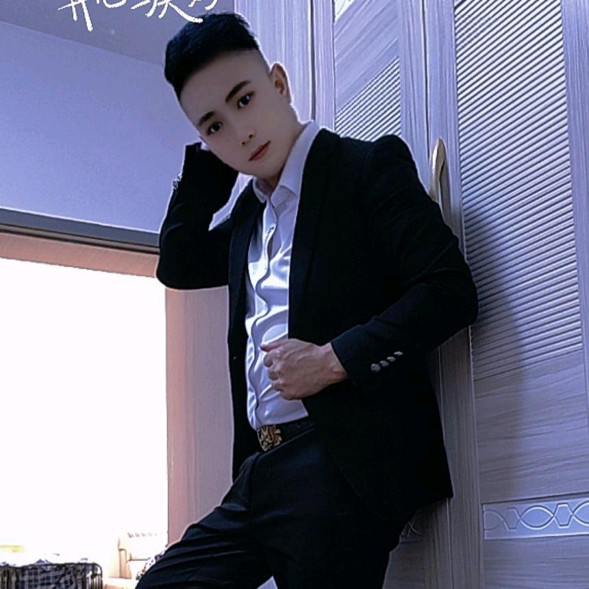 发型师