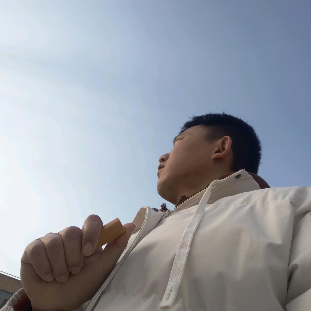 小陈丶不吃菜