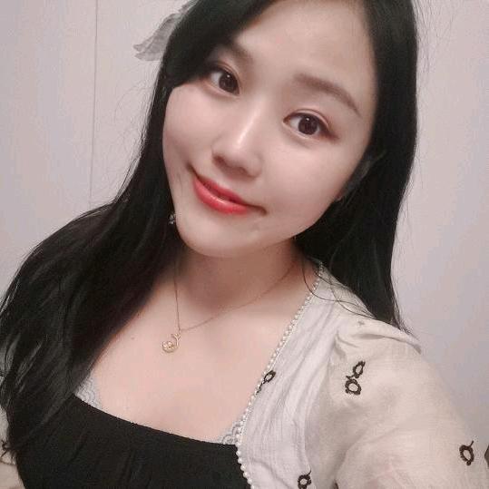 小虎牙妹-铃烨儿🌺