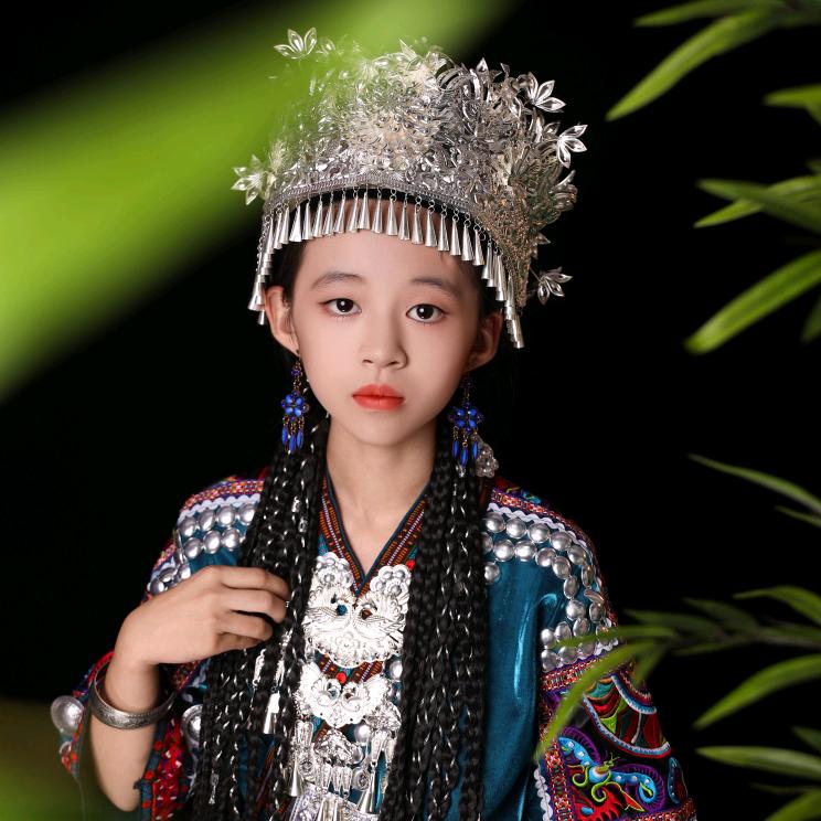 ┏ (^ω^)=☞宇----雅