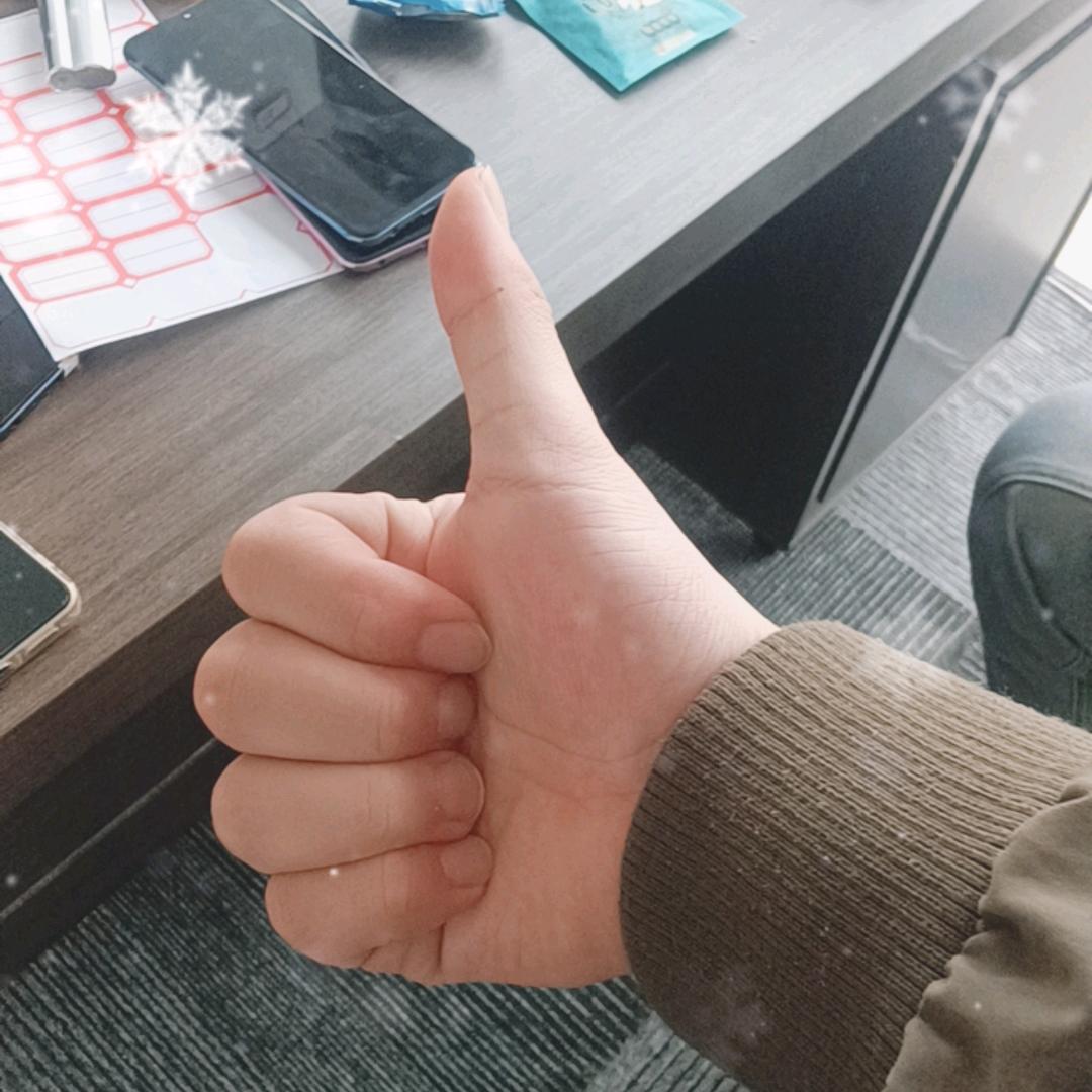 炸鸡（手游福利官）