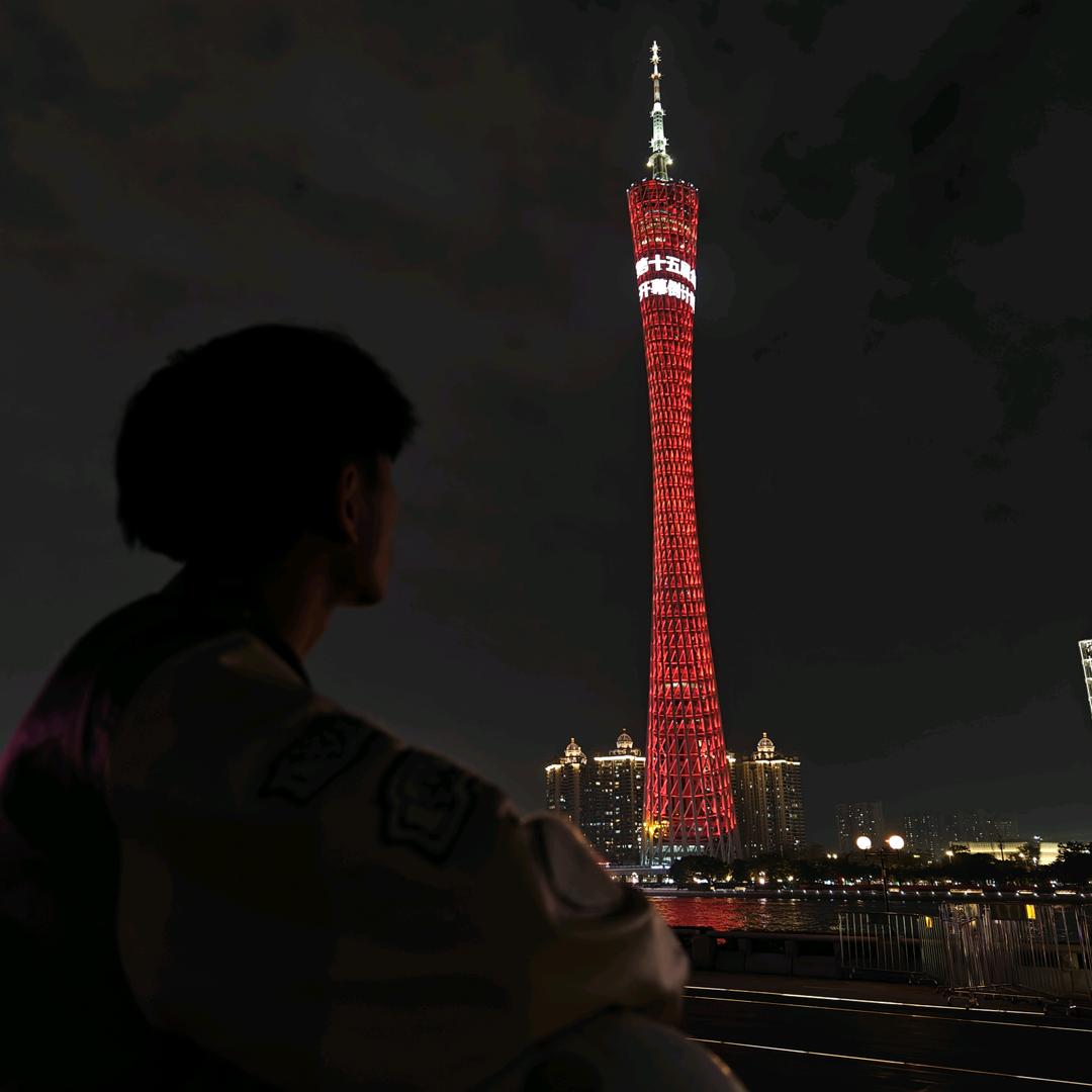 余盛钢