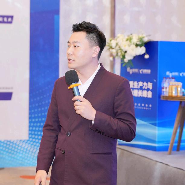 李孝霖新美业