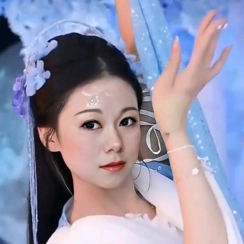 爱越梅梅