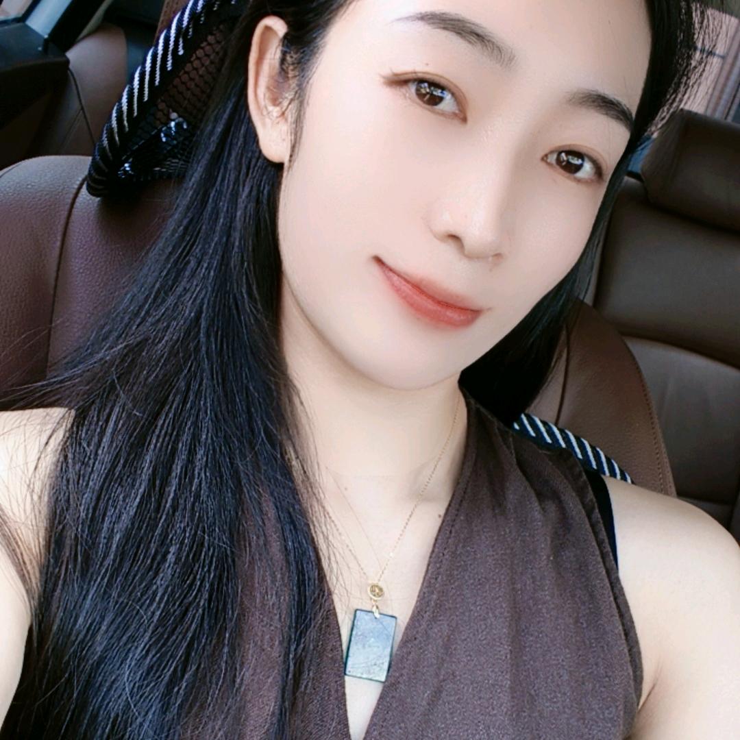 做防水的小姐姐