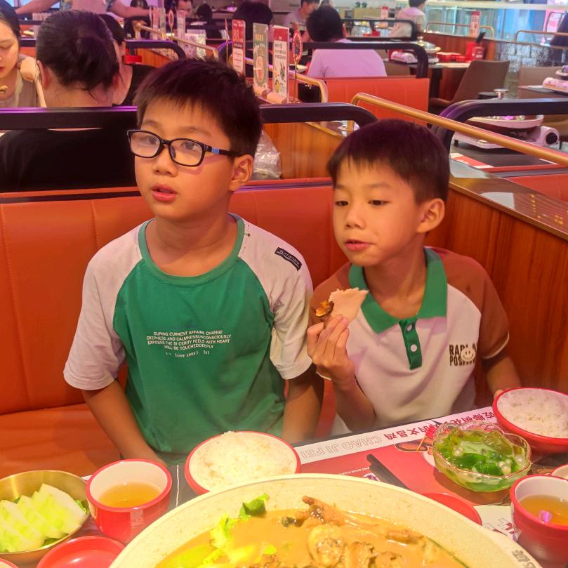 👨‍👩‍👦‍👦🌈咪咕虾米