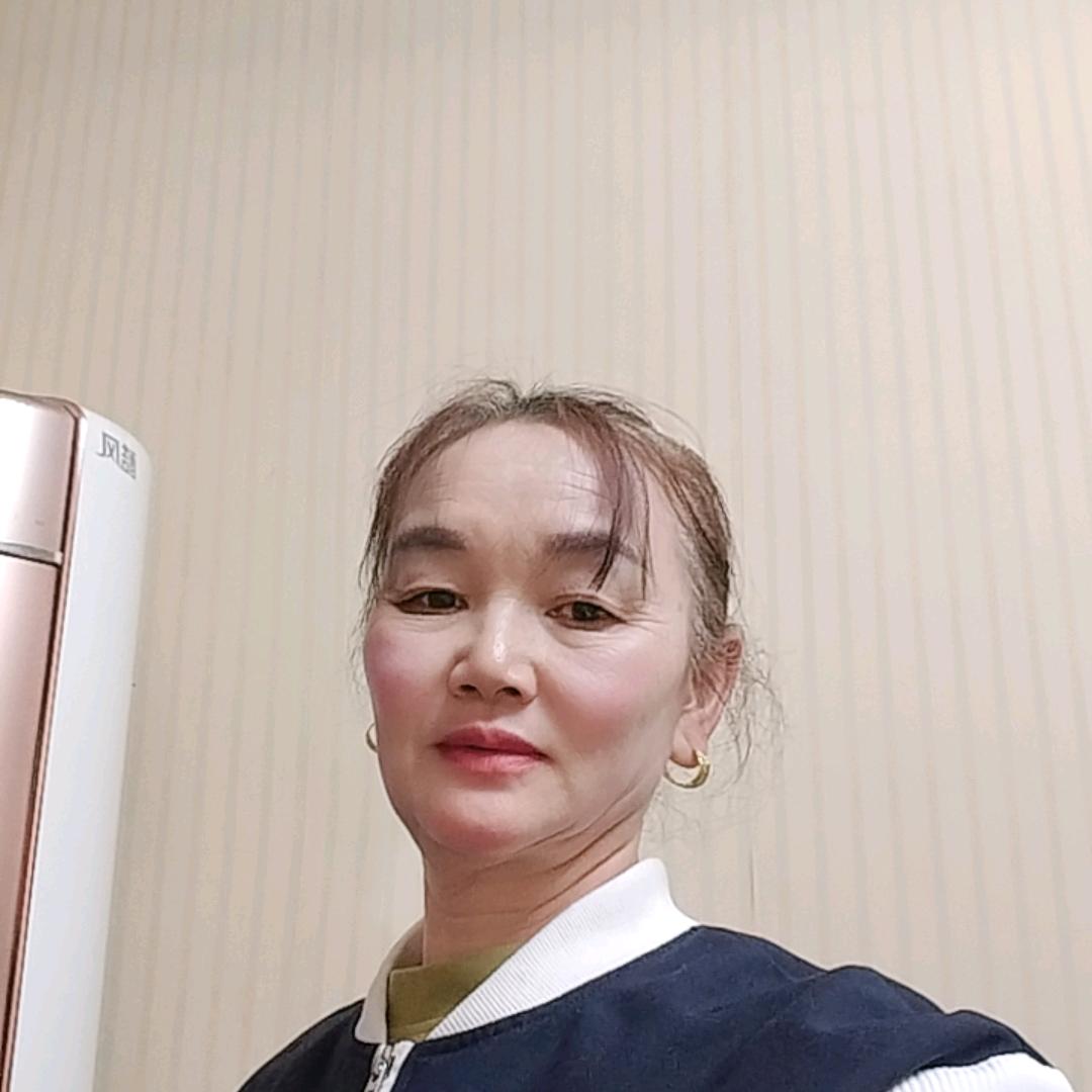 张姐每晚20：20开播