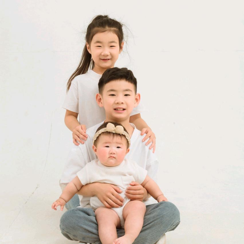 张辉屯皓轩批发雪糕（招人出去送货）