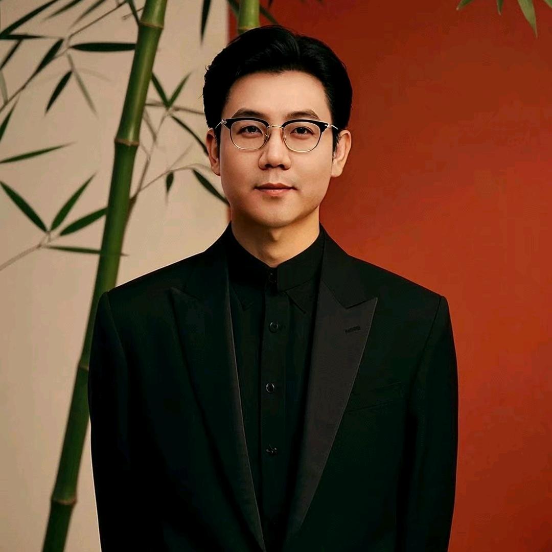 泽言教育-李校长