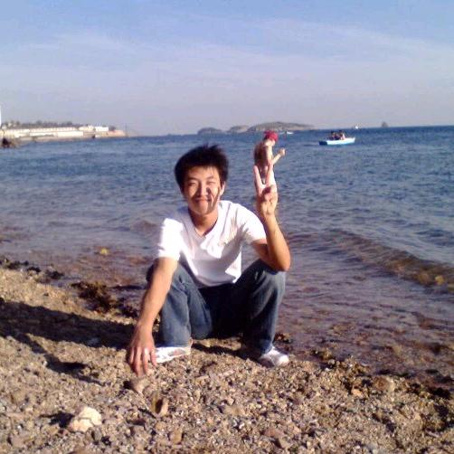 麦田里的小男孩