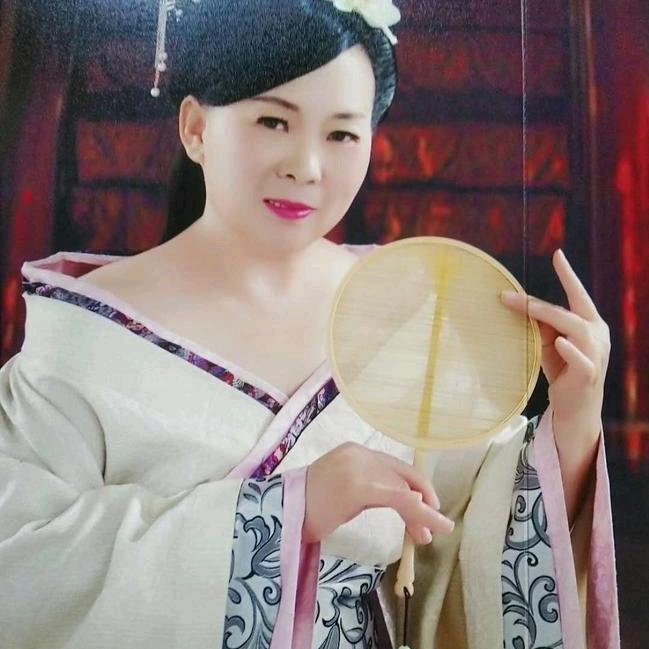 L李素珍68年二月