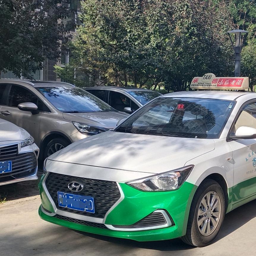 出租小哥@