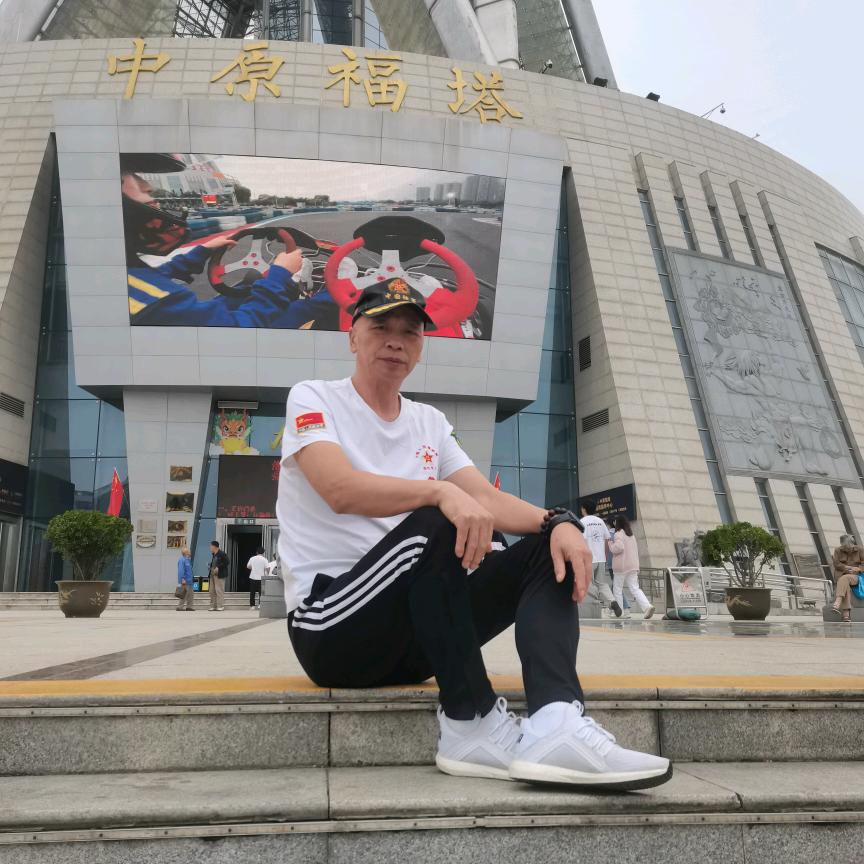 🇨🇳无悔军旅🇨🇳