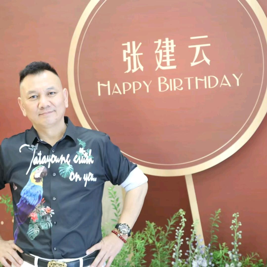 华哥（漫钰公主小号）