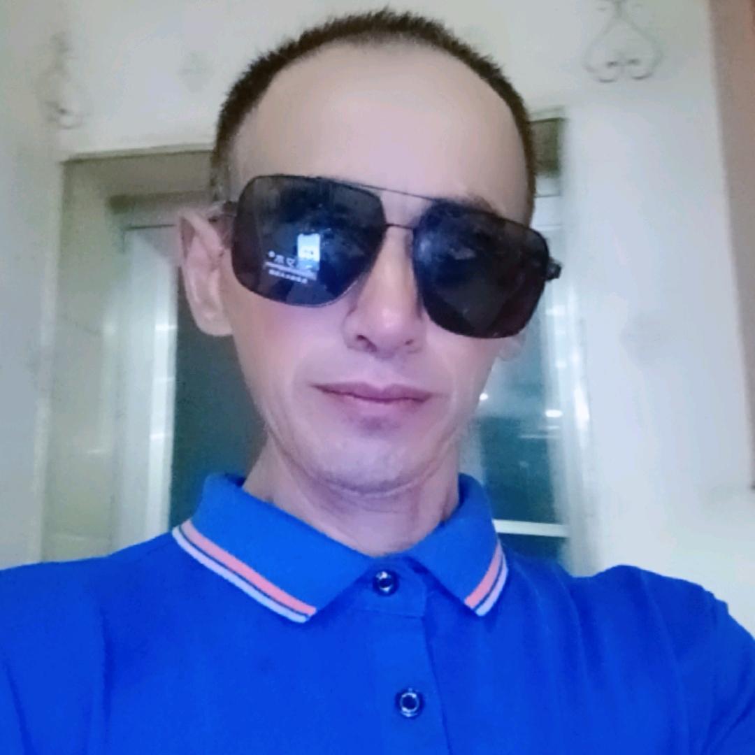 何斗海