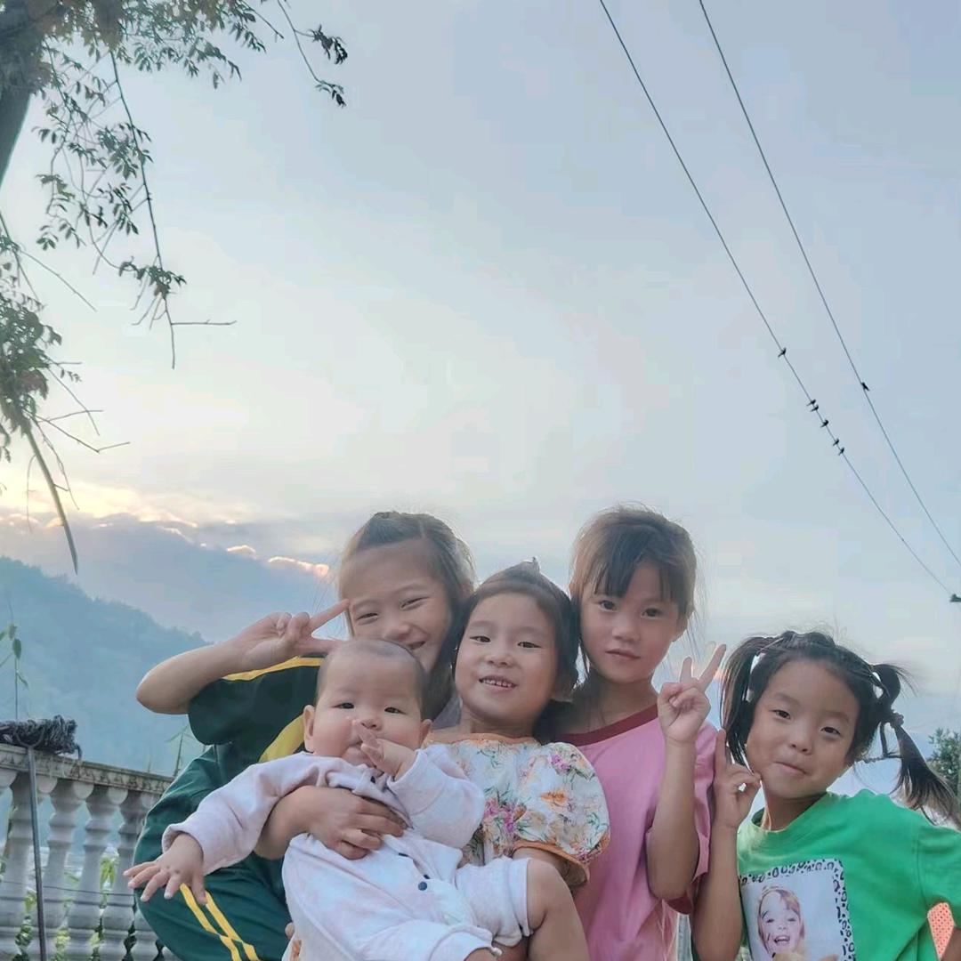 六个孙孙的奶奶