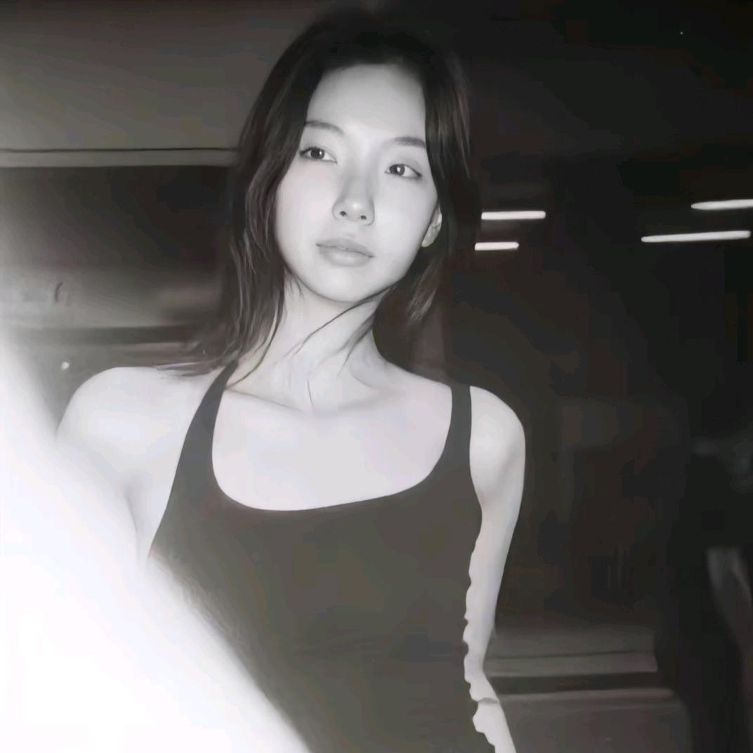 巴黎瑰儿抽个扑爬