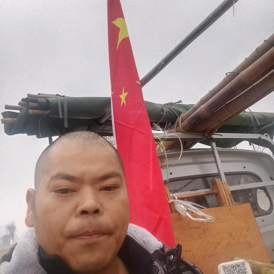 黑哥（拖板大军水果粉丝来有活动）