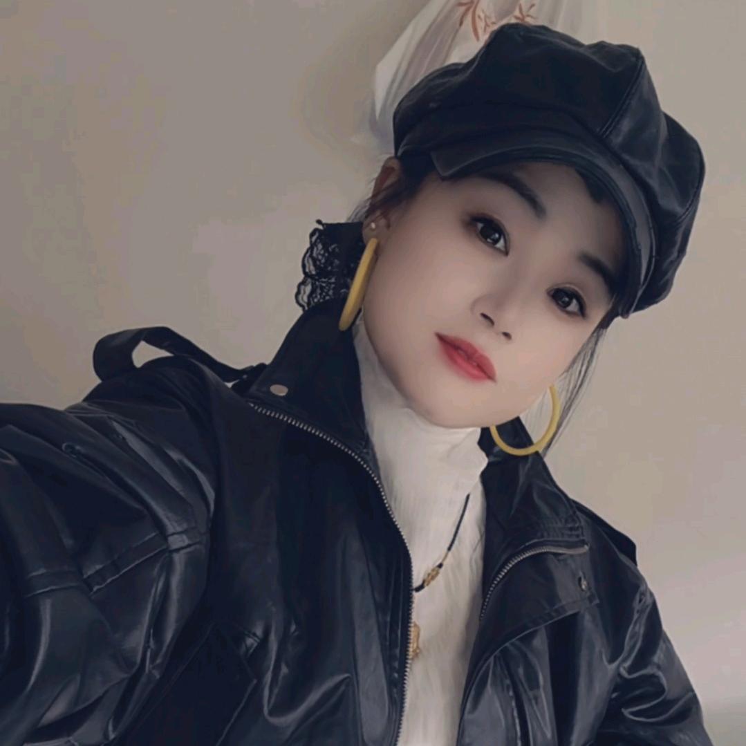 80后夫妻，专业贴砖
