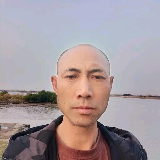 㜂孞