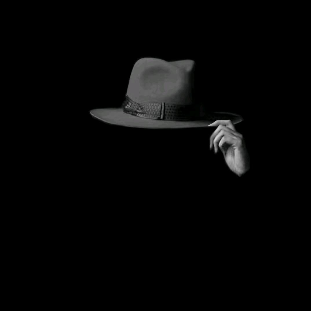 《我一直都在 》