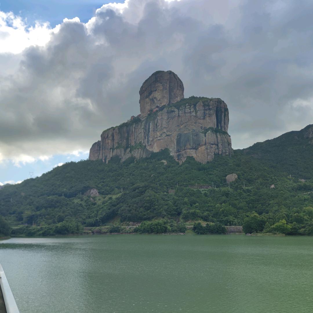 刘刘大顺